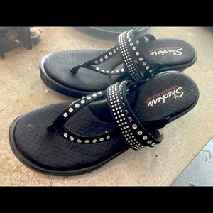 Skechers NWT size 8 sandals